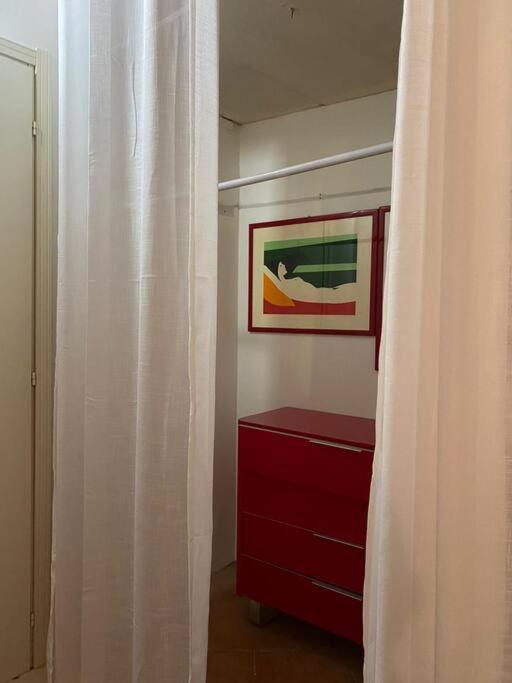 La Casa Nel Borgo Daire Angera Dış mekan fotoğraf
